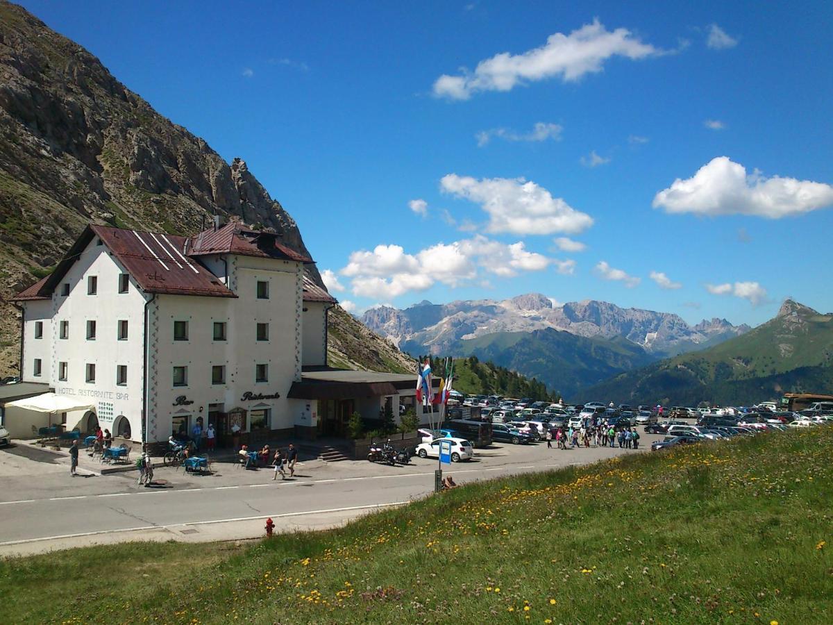 Hotel Col Di Lana Canazei Exterior foto
